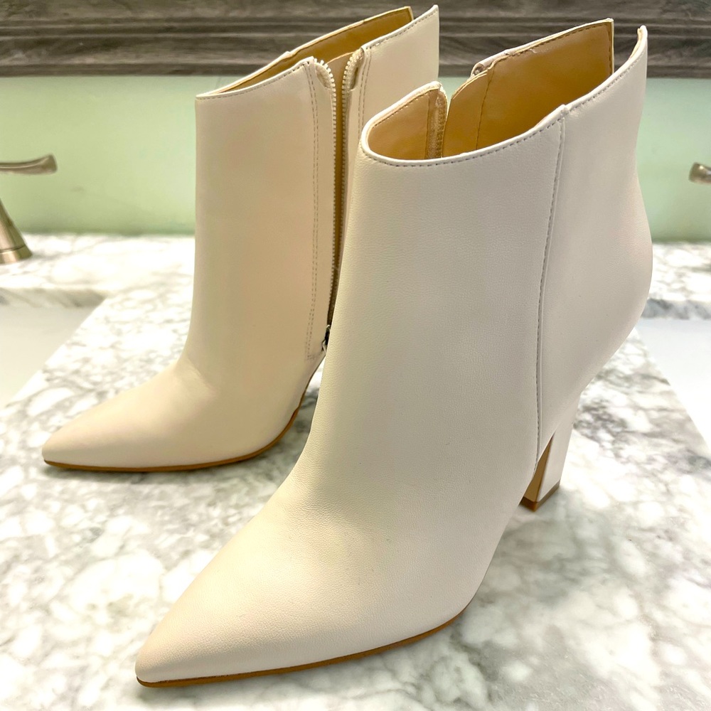 Brand New Marc Fisher Booties - Sz 6